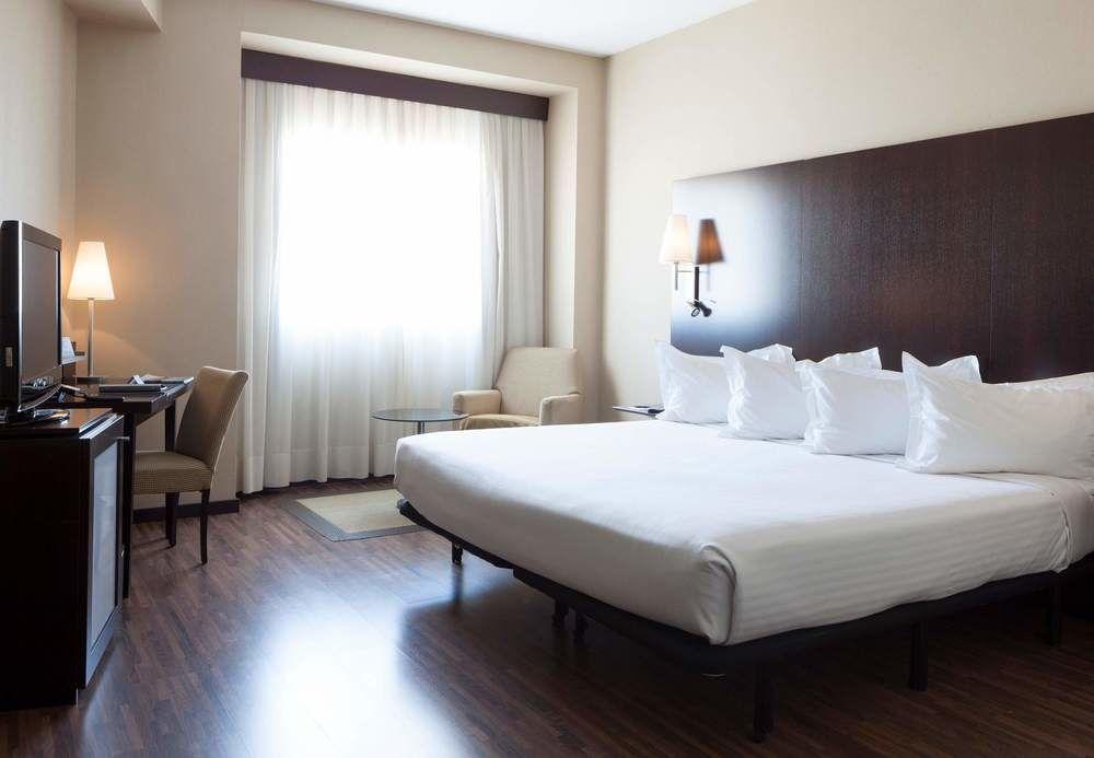 Ac Hotel Oviedo Forum By Marriott מראה חיצוני תמונה