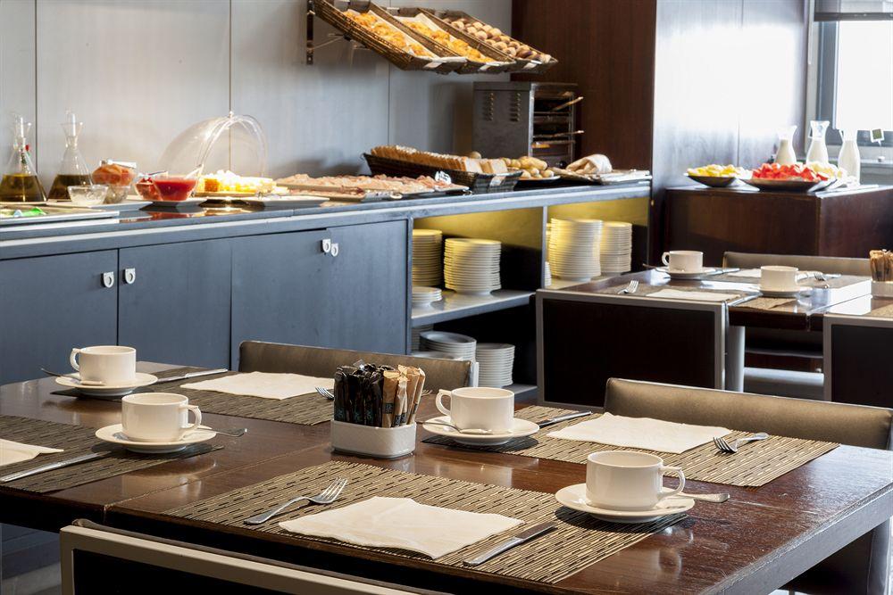 Ac Hotel Oviedo Forum By Marriott מראה חיצוני תמונה