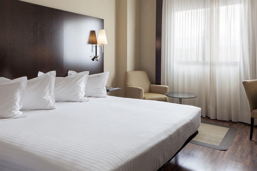 Ac Hotel Oviedo Forum By Marriott מראה חיצוני תמונה