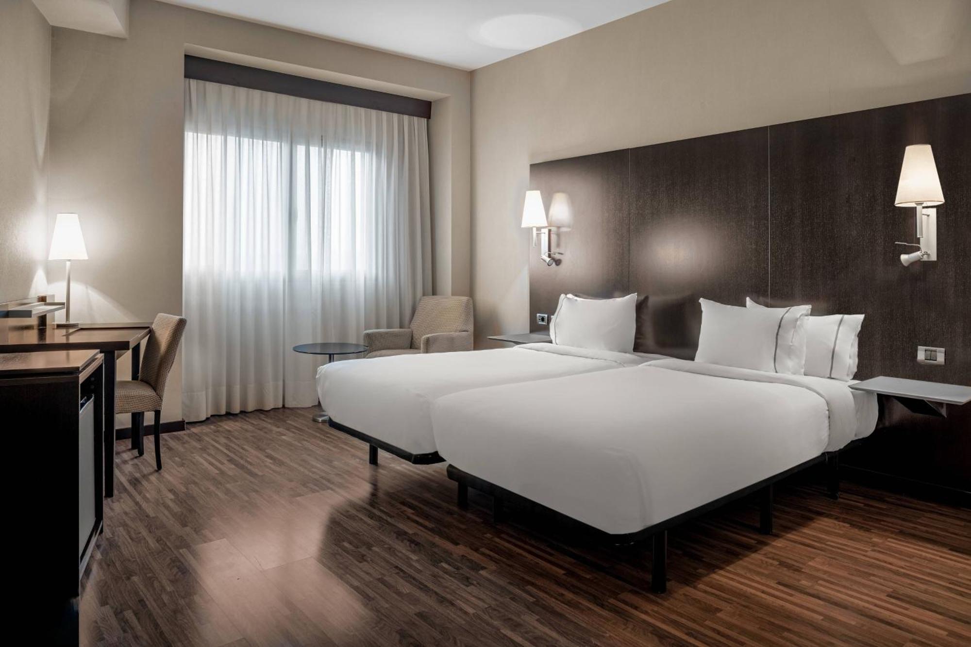 Ac Hotel Oviedo Forum By Marriott מראה חיצוני תמונה